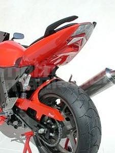 Ermax výplň mezi podsedadlové plasty, TRI červená metalíza (pearl magma red) - Kawasaki Z 750 S 2005/2007