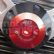 RDmoto PM2 protektory uchycení na motor - Suzuki GSX 750 INAZUMA, červený eloxovaný hliník