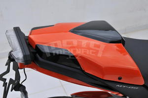 Ermax kryt sedla spolujezdce - Yamaha MT-09 2013-2015, amber/black - 2