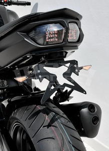 Ermax podsedlový plast s držákem SPZ - Yamaha FZ8 2010-2016 - 2