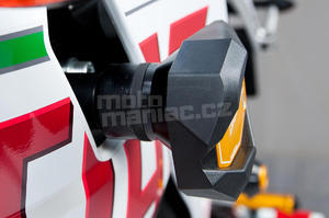 RDmoto SL01 rámové padací slidery - Ducati Monster 696 08- - 3