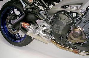 RP koncovka ovál carbon/nerez mat - Yamaha MT-09 2013-2016 - 3