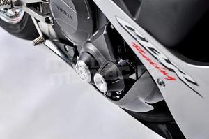 RDmoto PM1 protektory uchycení na motor - Honda CB600F Hornet 07- - 4