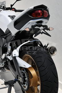 Ermax zadní blatník s krytem řetězu - Yamaha FZ8 2010-2016 - 4