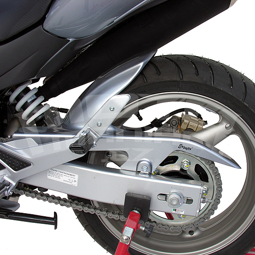 Ermax zadní blatník s krytem řetězu - Honda CB600F Hornet 2003-2006, imitace karbonu - 4